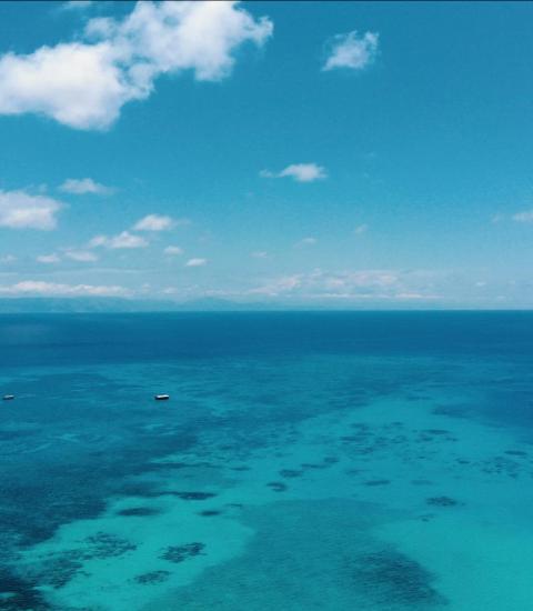 Aqua blue sea with blue sky view